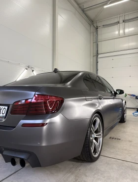 BMW M5 LCI * INDIVIDUAL * B&W * ОБДУХВАНЕ * HUD *  | Auto.bg — изображение 3