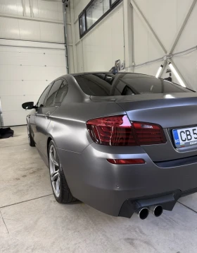 BMW M5 LCI * INDIVIDUAL * B&W * ОБДУХВАНЕ * HUD *  | Auto.bg — изображение 5