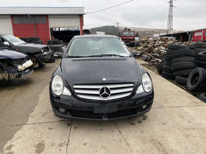 Mercedes-Benz R 320 Cdi 4 matic Xenon Harman Kardon, снимка 2 - Автомобили и джипове - 40026638