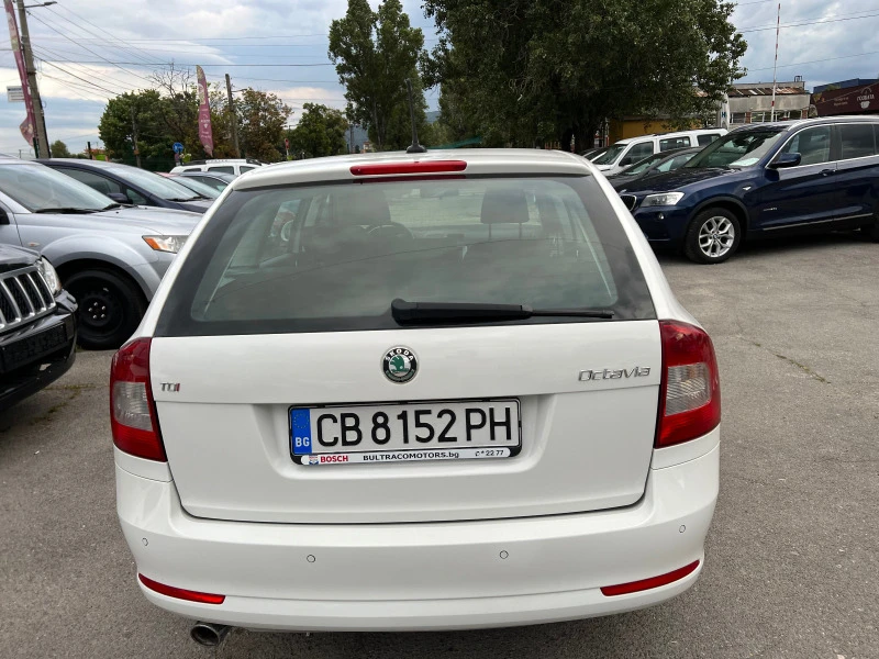 Skoda Octavia Automatik 2.0TDI 140кс, снимка 6 - Автомобили и джипове - 46523349