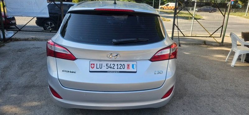 Hyundai I30 1, 6crdi, снимка 7 - Автомобили и джипове - 46776321