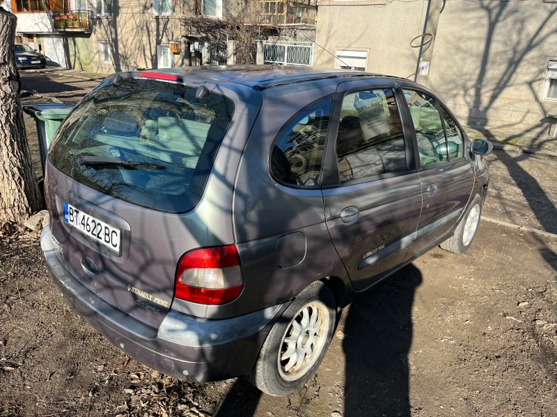 Renault Scenic, снимка 4 - Автомобили и джипове - 48545998