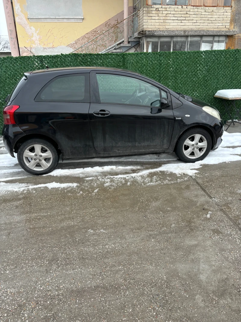 Toyota Yaris, снимка 4 - Автомобили и джипове - 48716393