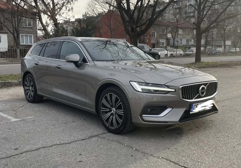 Volvo V60 D4 Inscription в Гаранция до 2026, снимка 2 - Автомобили и джипове - 48954076