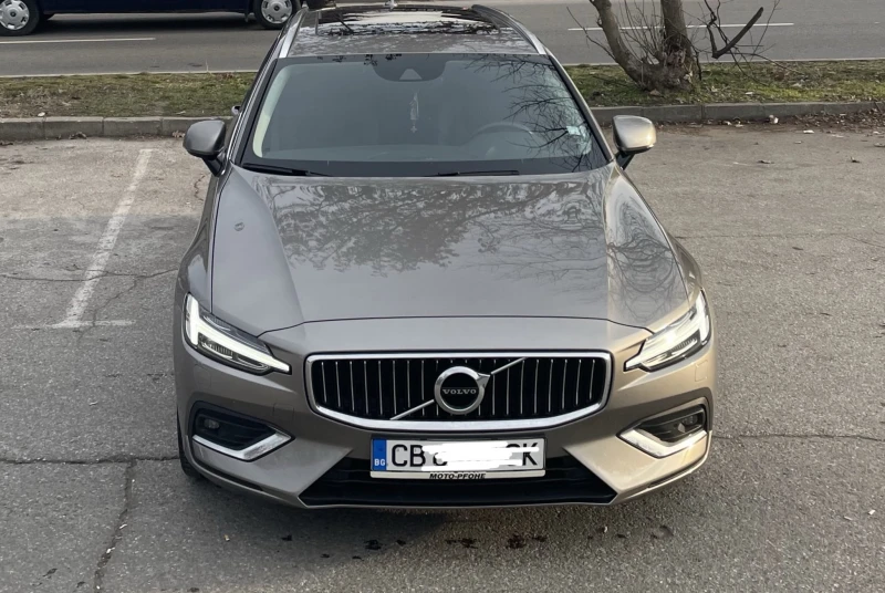 Volvo V60 D4 Inscription в Гаранция до 2026, снимка 4 - Автомобили и джипове - 48954076