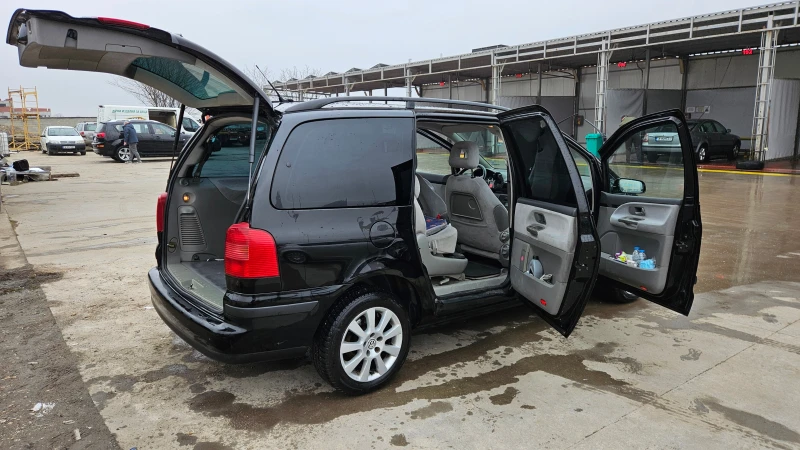 VW Sharan, снимка 6 - Автомобили и джипове - 49325969