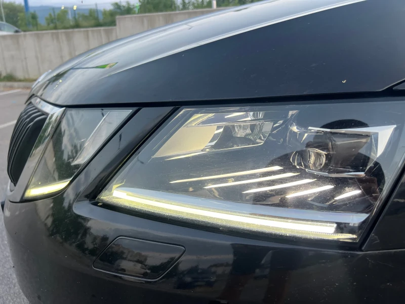 Skoda Octavia  2.0TDI* 150hp* Distronic* , снимка 4 - Автомобили и джипове - 52223084