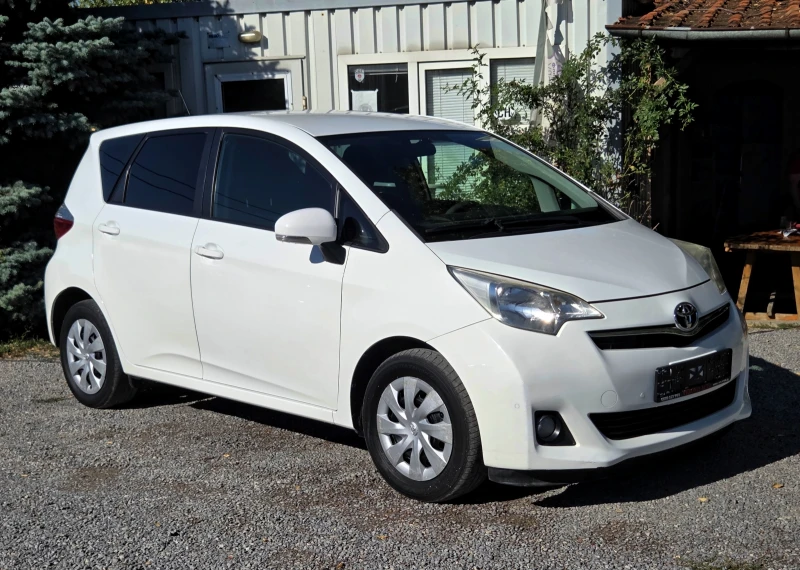 Toyota Verso S 1.3i LPG АВТОМАТИК/NAVI/КАМЕРА/EURO 5B, снимка 4 - Автомобили и джипове - 51547172