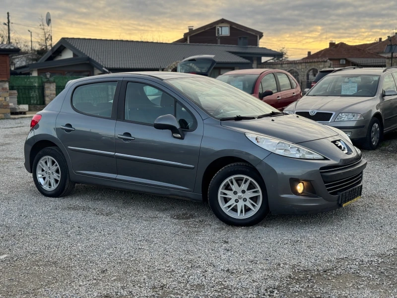 Peugeot 207 1.4i 90кс НАВИГАЦИЯ КЛИМАТРОНИК , снимка 7 - Автомобили и джипове - 52736584