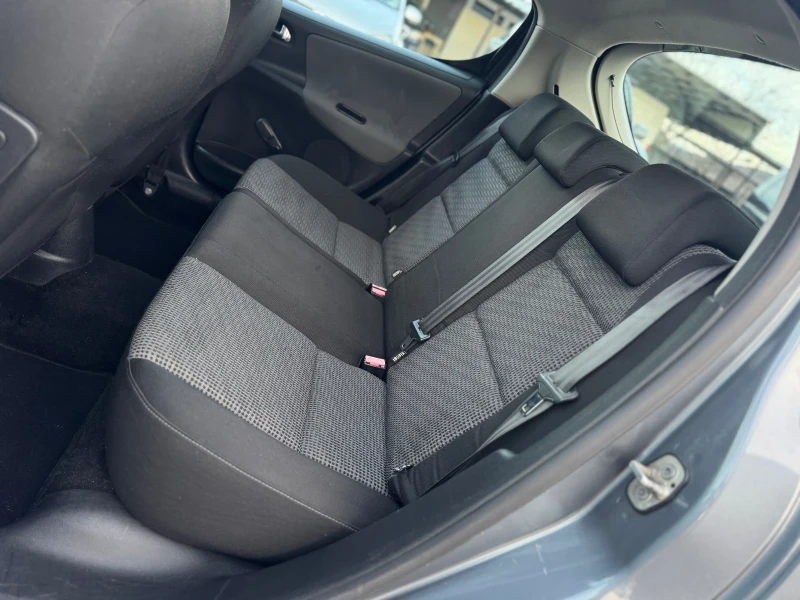 Peugeot 207 1.4i 90кс НАВИГАЦИЯ КЛИМАТРОНИК , снимка 12 - Автомобили и джипове - 52736584