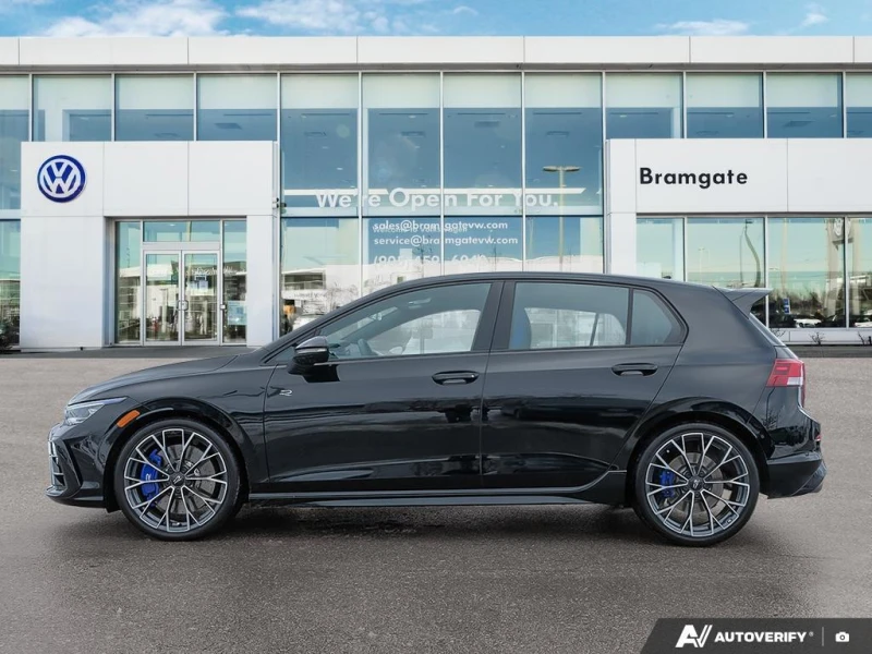 VW Golf R Akrapovic Exhaust  С РЕГИСТРАЦИЯ & АВТО КРЕДИТ, снимка 5 - Автомобили и джипове - 53260344