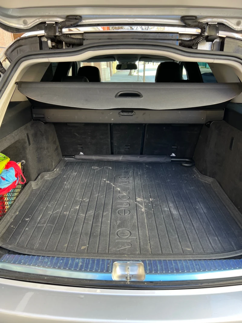 Mercedes-Benz C 220, снимка 9 - Автомобили и джипове - 53288584