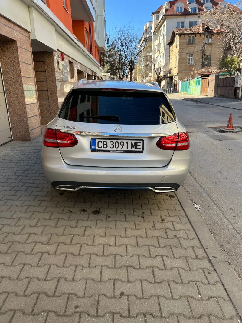 Mercedes-Benz C 220, снимка 5 - Автомобили и джипове - 53288584