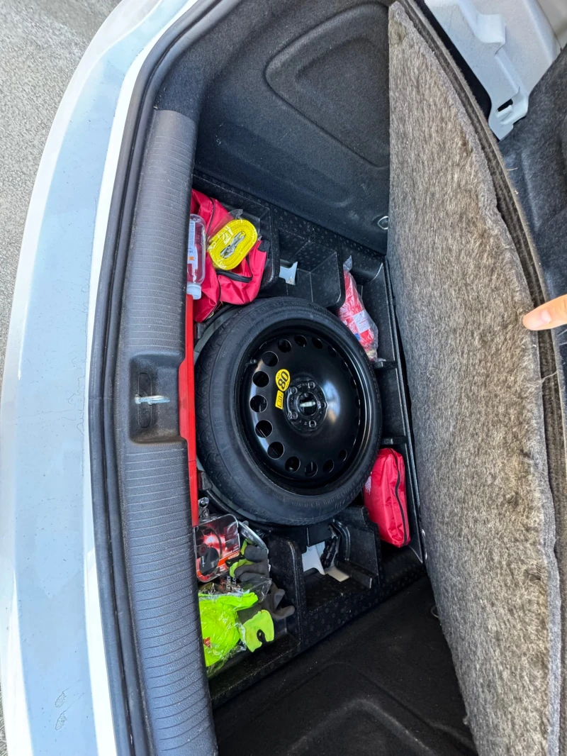 Opel Astra, снимка 8 - Автомобили и джипове - 53514293