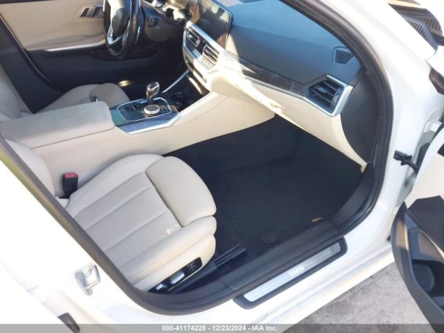 BMW 330 Sportline* Keyless* LED* Harmаn Kardon - изображение 7