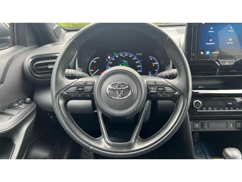 Toyota Yaris Cross 1, 5H Adventure, снимка 12 - Автомобили и джипове - 53601893