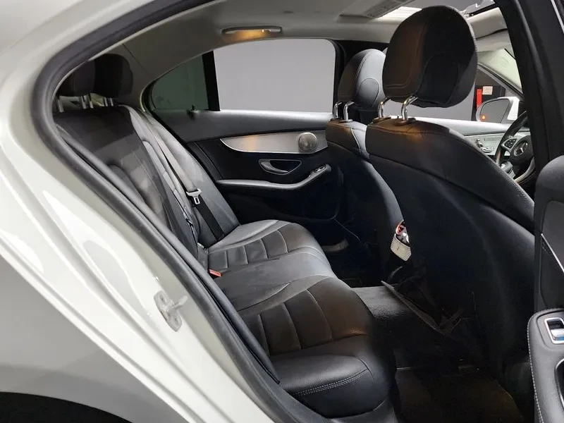 Mercedes-Benz C 220, снимка 12 - Автомобили и джипове - 54282432