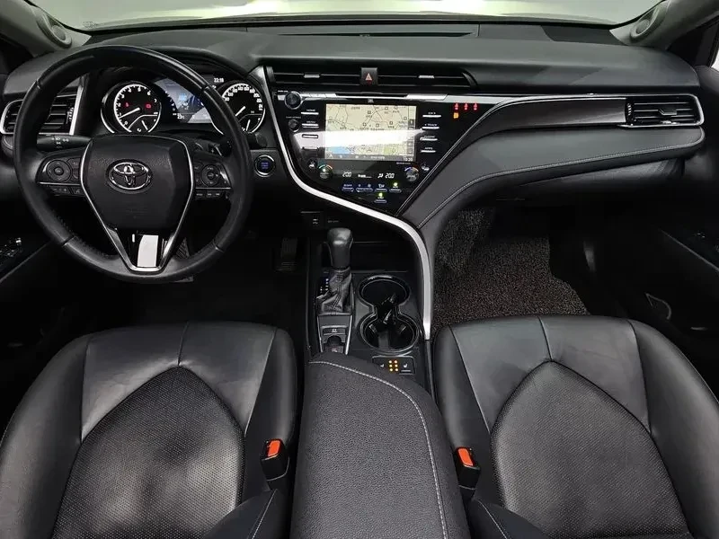 Toyota Camry * 2.5 * SPORTS EDITION * (MONOTONE), снимка 16 - Автомобили и джипове - 55059042