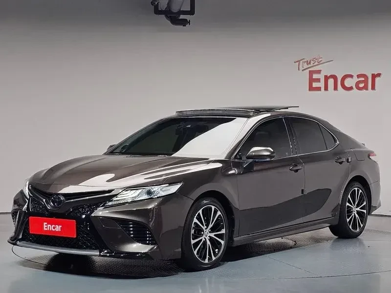 Toyota Camry * 2.5 * SPORTS EDITION * (MONOTONE)