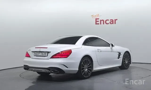 Mercedes-Benz SL 400 HARMON* KARDON* ОБДУХВАНЕ* ДИСТРОНИК* LANE* ASSIST, снимка 2 - Автомобили и джипове - 55930060
