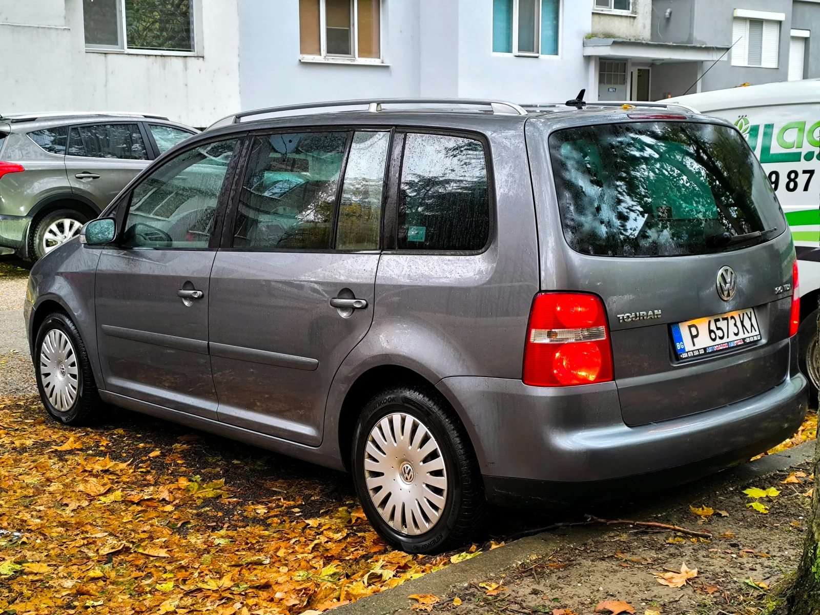 VW Touran 2.0TDI DSG - изображение 3