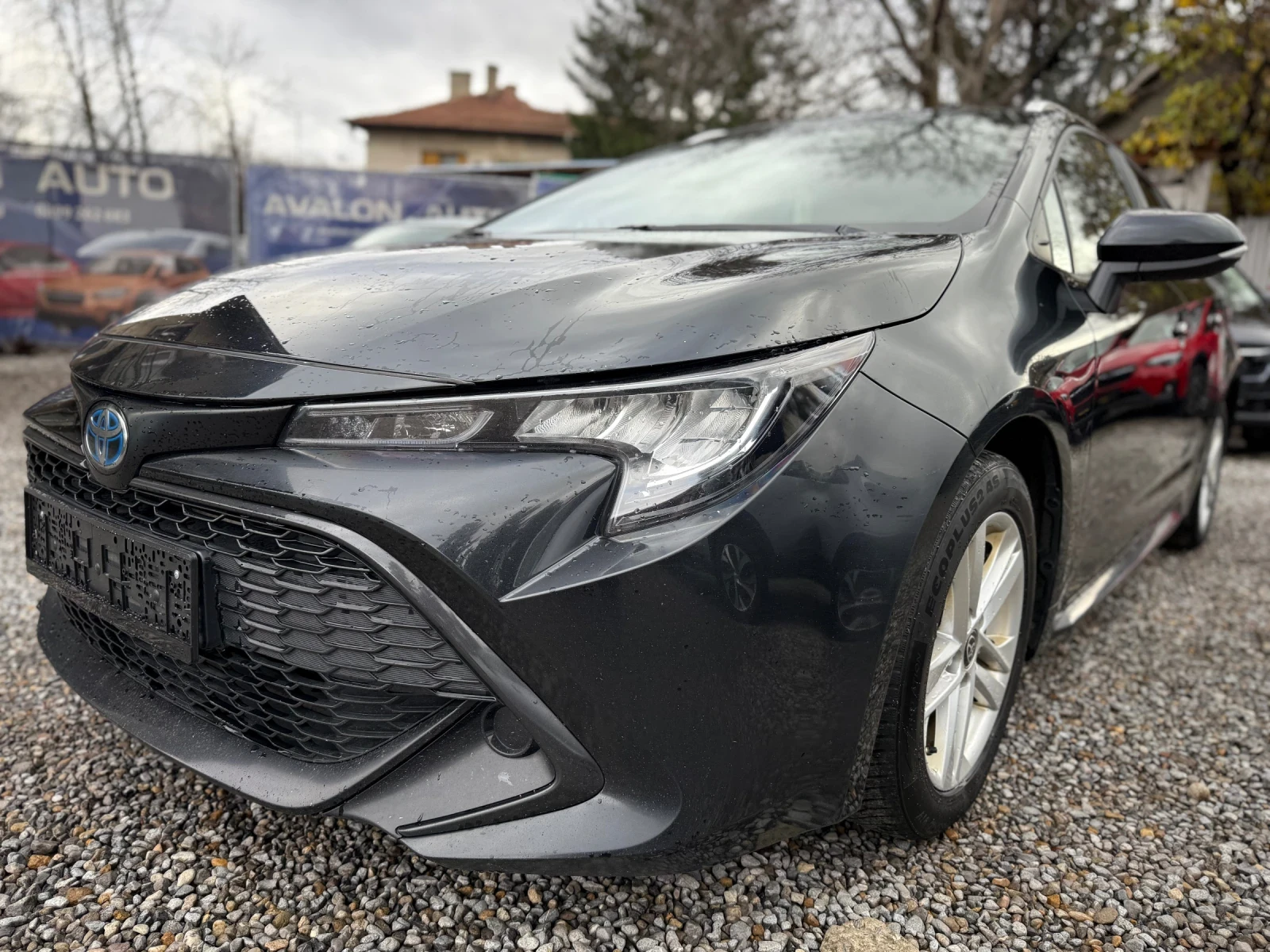 Toyota Corolla 1.8 HYBRID - изображение 7