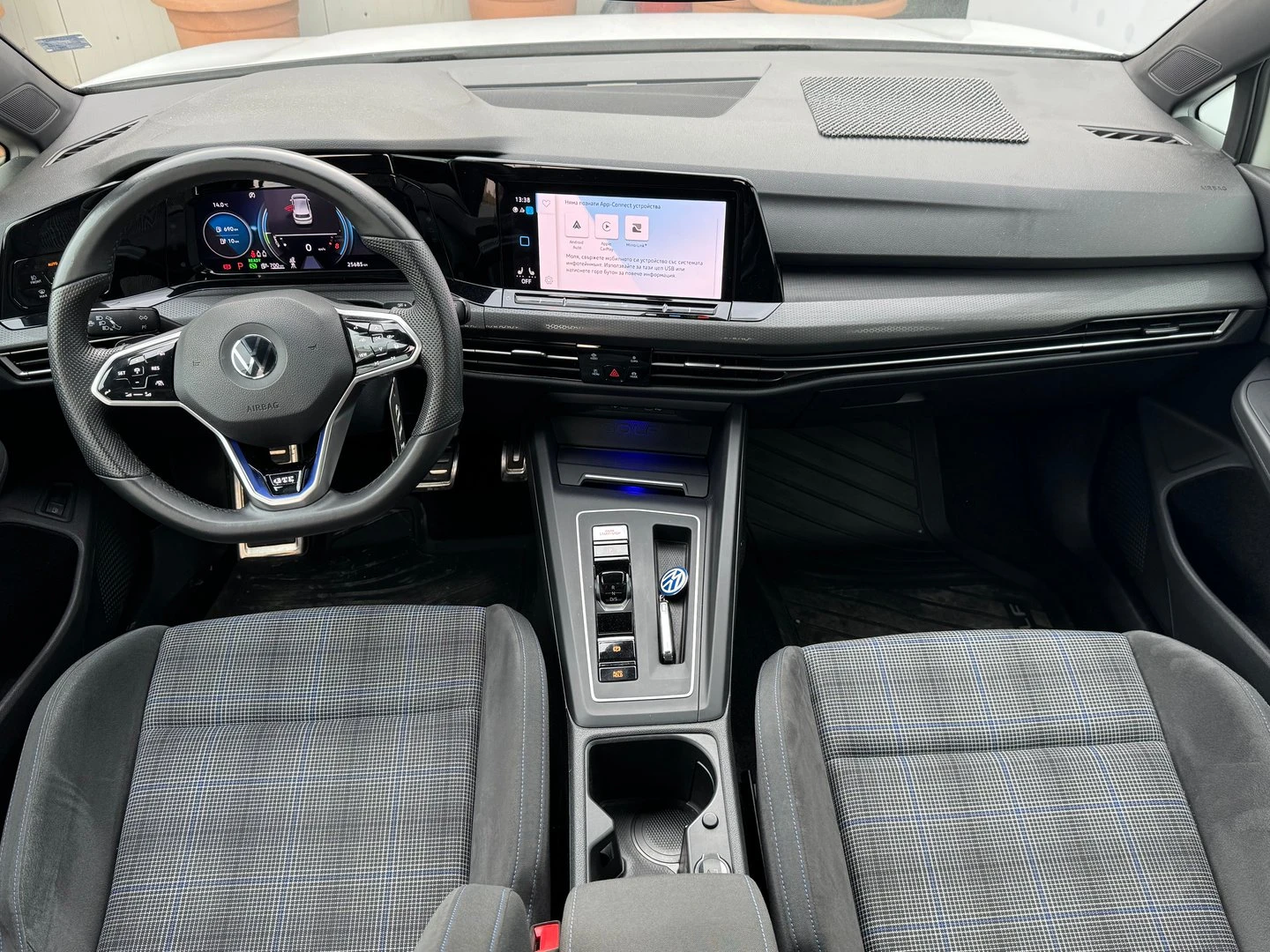 VW Golf 8 GTE 1.4 eHybrid OPF - изображение 6