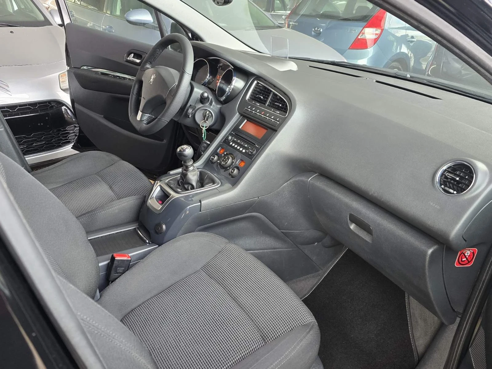 Peugeot 5008 2.0HDI 150 * DVD*  | Mobile.bg   12