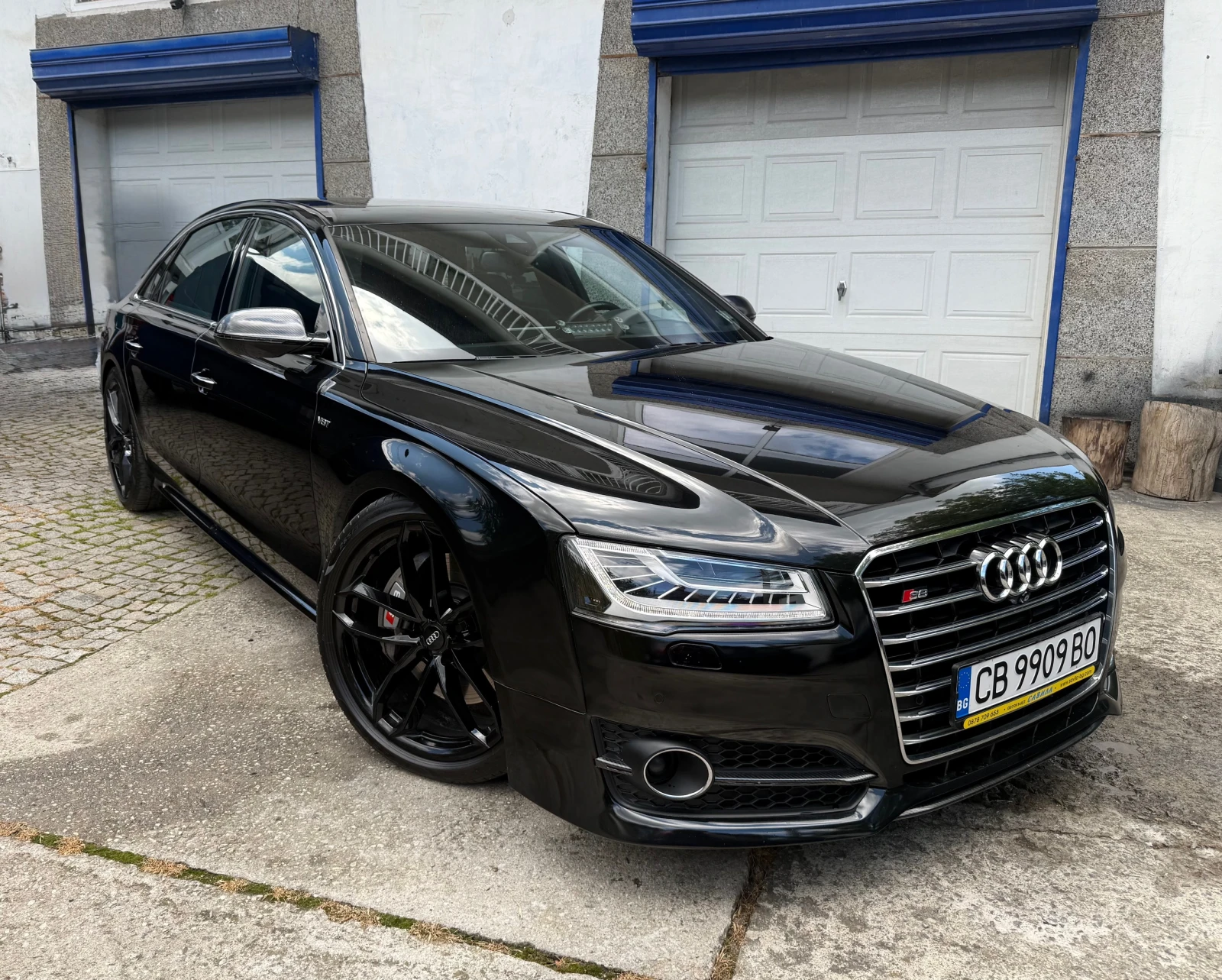 Audi A8 S8 4.0 tfsi - изображение 2