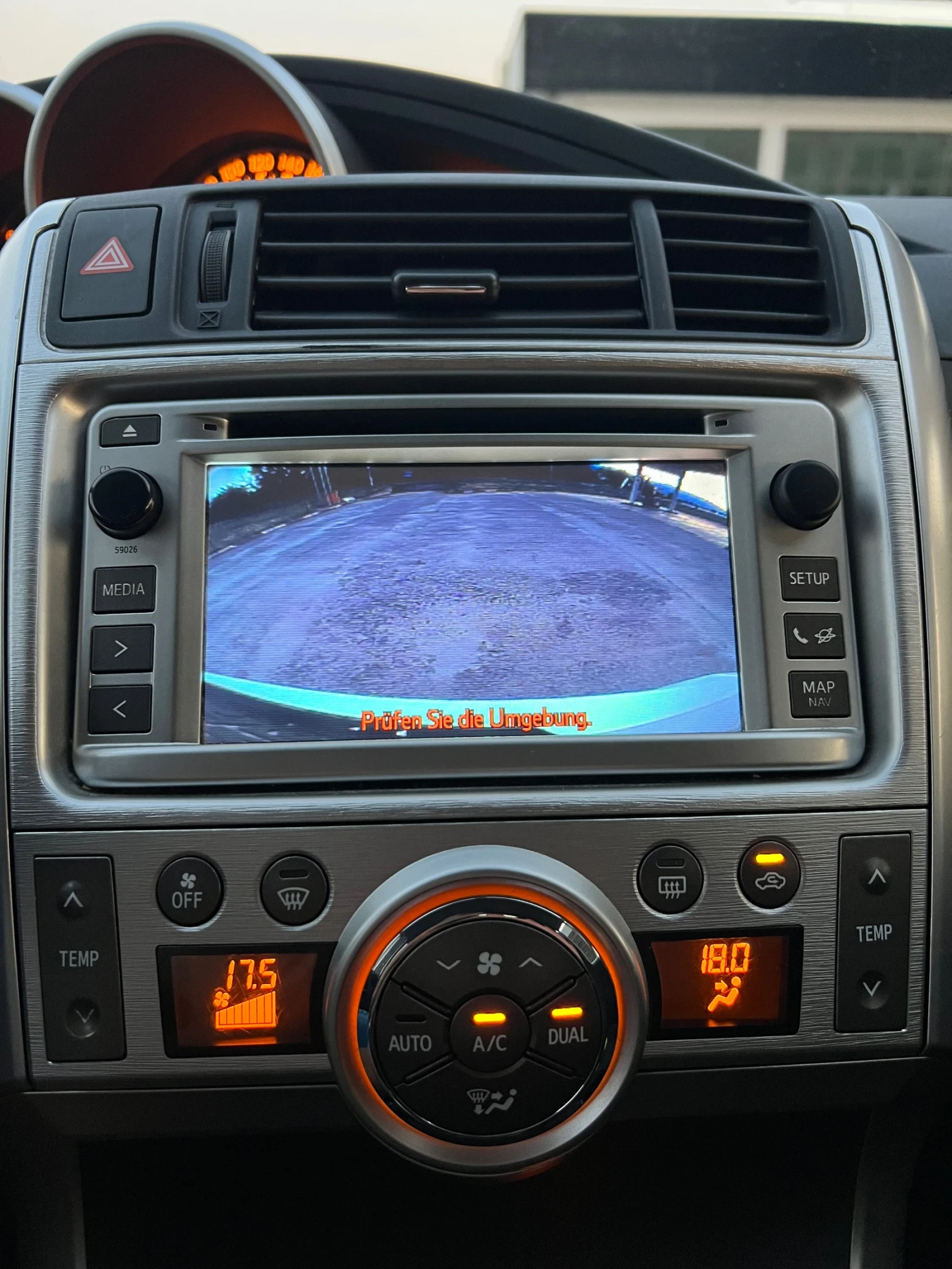 Toyota Verso 2.0 D-4D 126 ! 7 ! !  a! | Mobile.bg   13