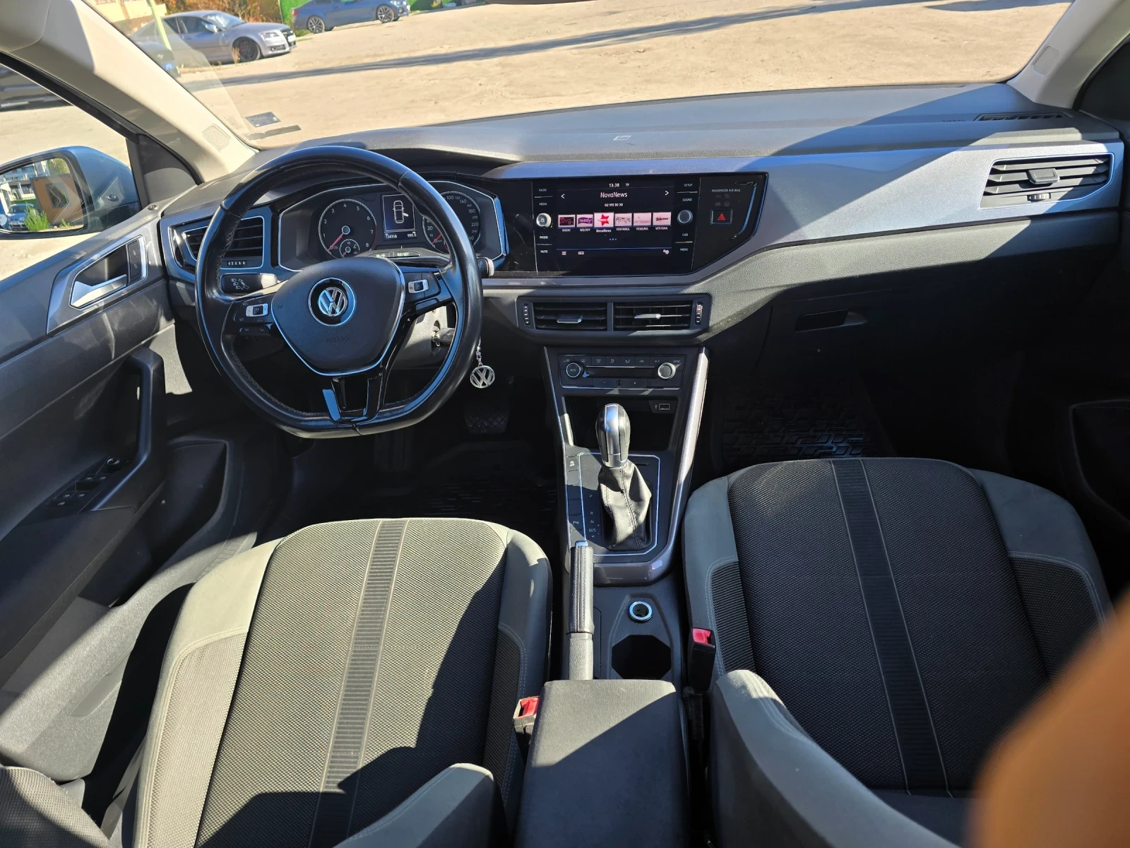VW Polo DSG NAVI FACELIFT  | Mobile.bg   11