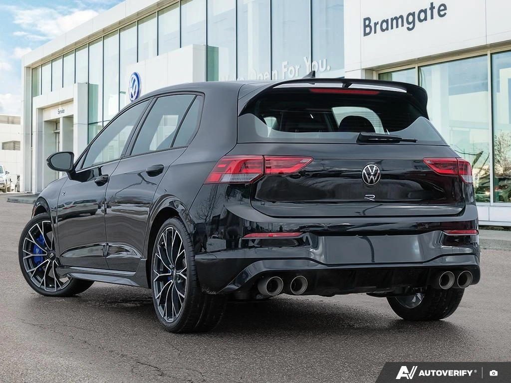 VW Golf R Sunroof & Akrapovic Exhaust CARFAX АВТО КРЕДИТ  - изображение 2