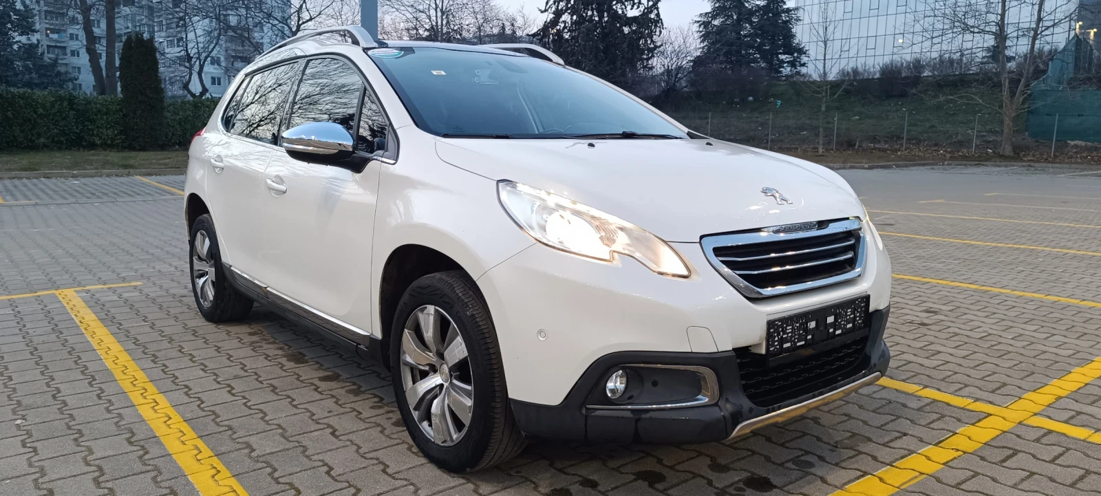 Peugeot 2008, снимка 3 - Автомобили и джипове - 53727249