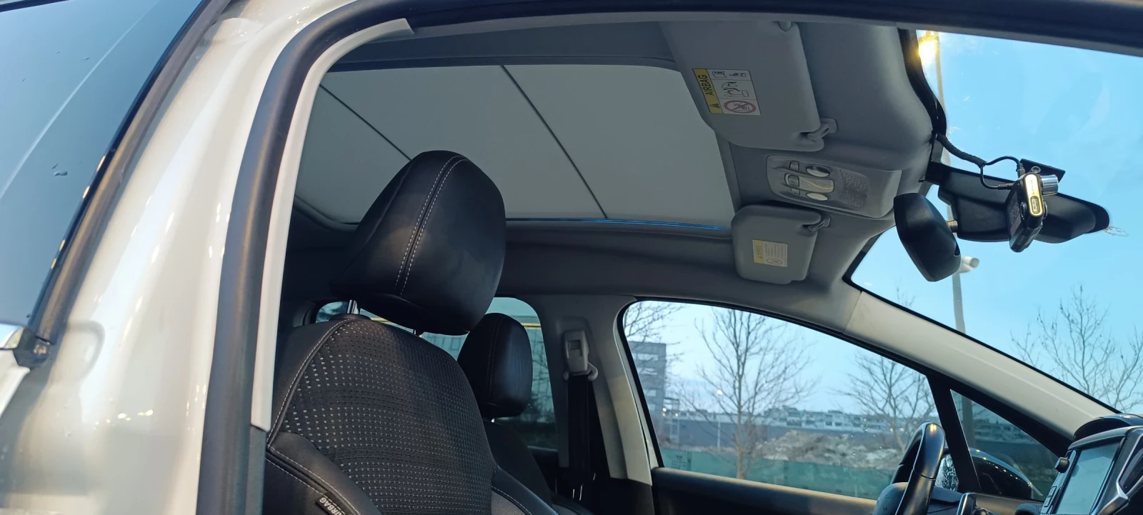 Peugeot 2008, снимка 16 - Автомобили и джипове - 53727249