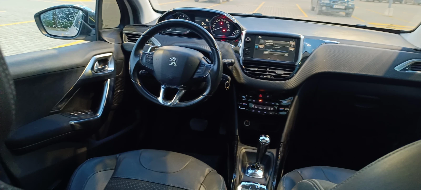 Peugeot 2008, снимка 12 - Автомобили и джипове - 53727249
