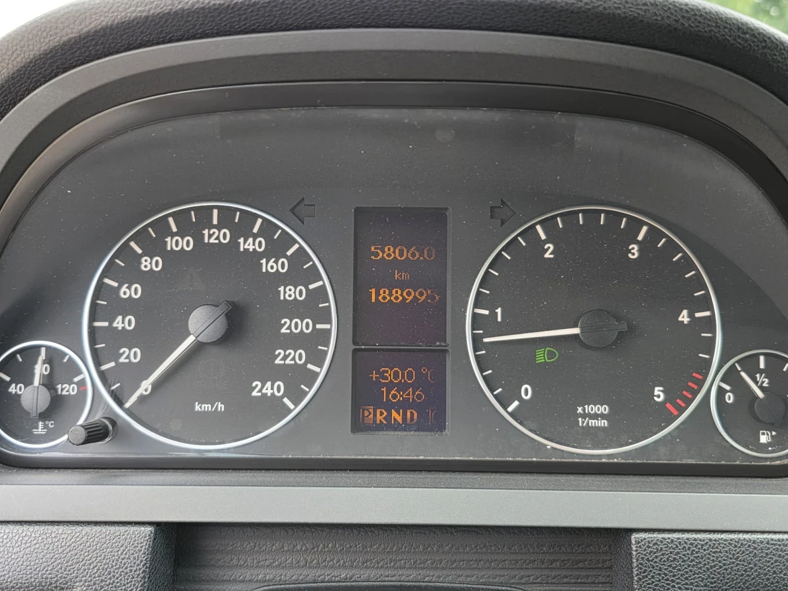 Mercedes-Benz A 160, снимка 5 - Автомобили и джипове - 53893879