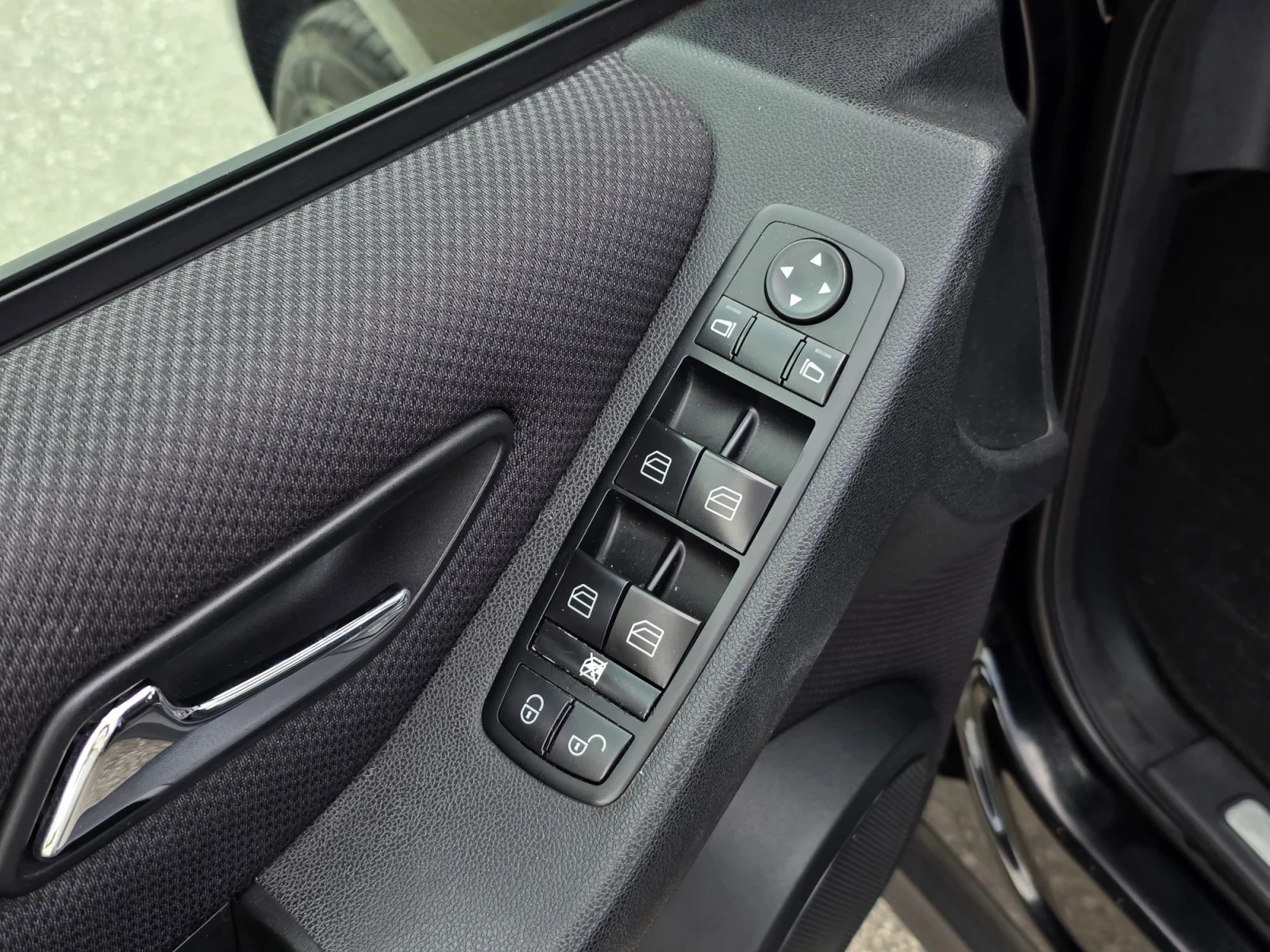 Mercedes-Benz A 160, снимка 15 - Автомобили и джипове - 53893879