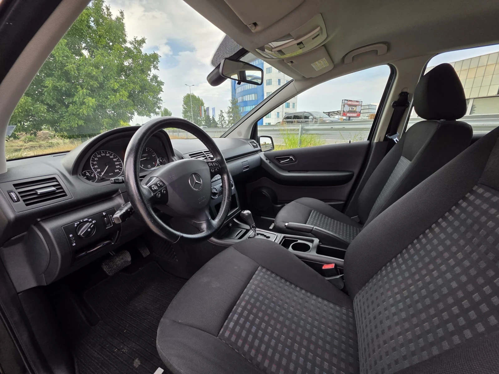 Mercedes-Benz A 160, снимка 9 - Автомобили и джипове - 53893879