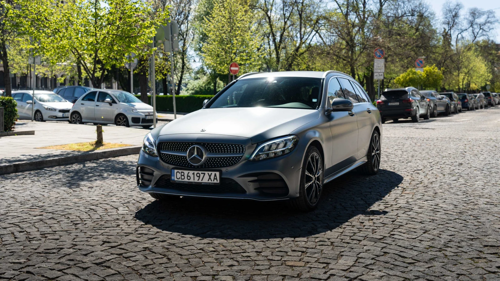 Mercedes-Benz C 400, снимка 2 - Автомобили и джипове - 54328841