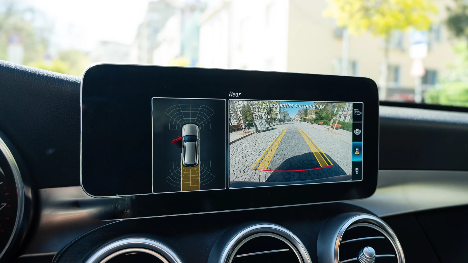 Mercedes-Benz C 400, снимка 14 - Автомобили и джипове - 54328841