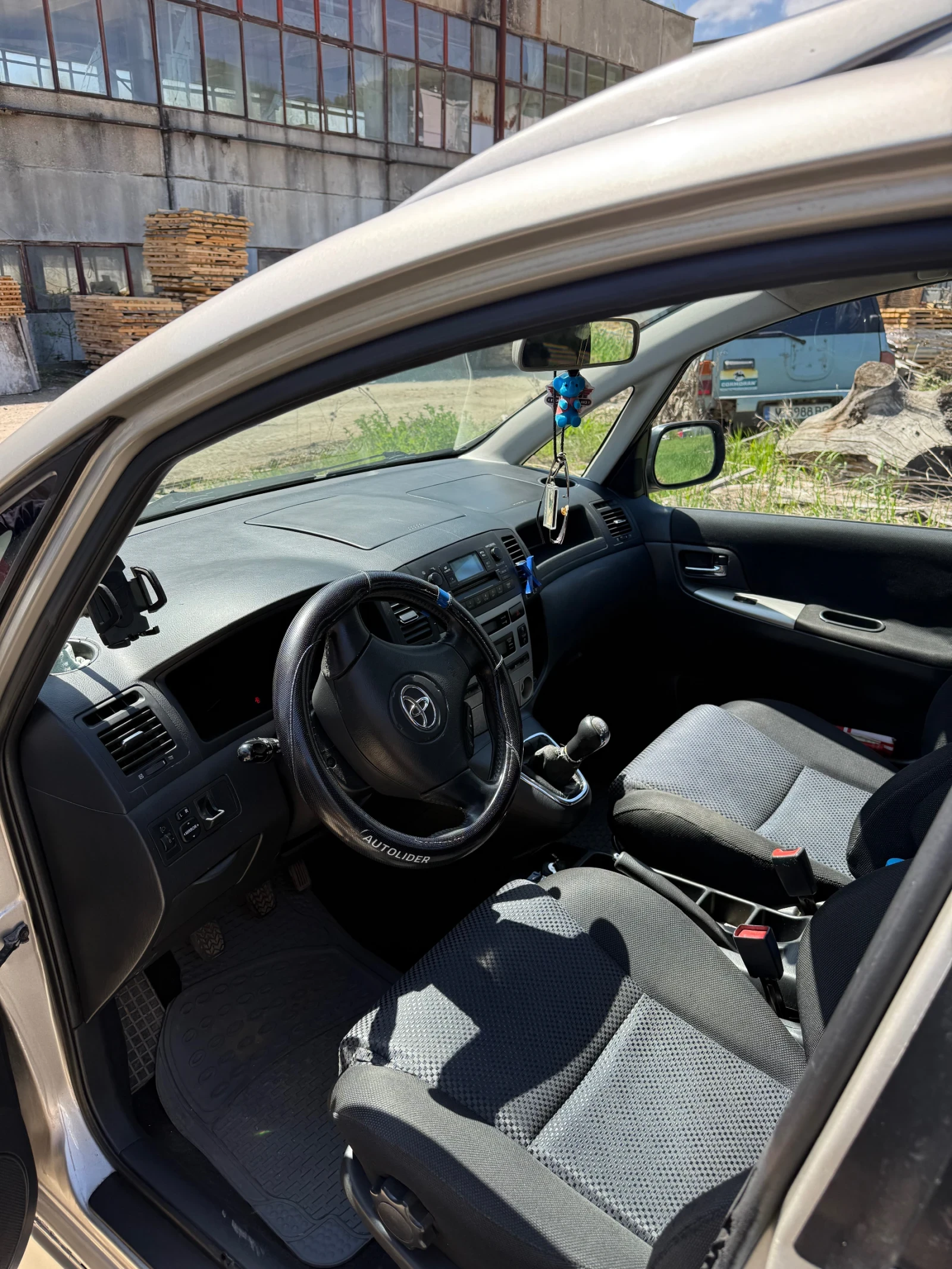 Toyota Corolla verso 2.0 дизел 90 к.с, снимка 5 - Автомобили и джипове - 54346063