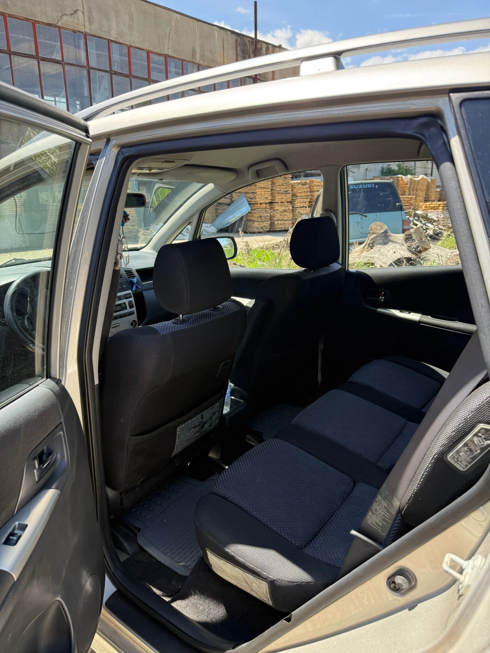 Toyota Corolla verso 2.0 дизел 90 к.с, снимка 7 - Автомобили и джипове - 54346063