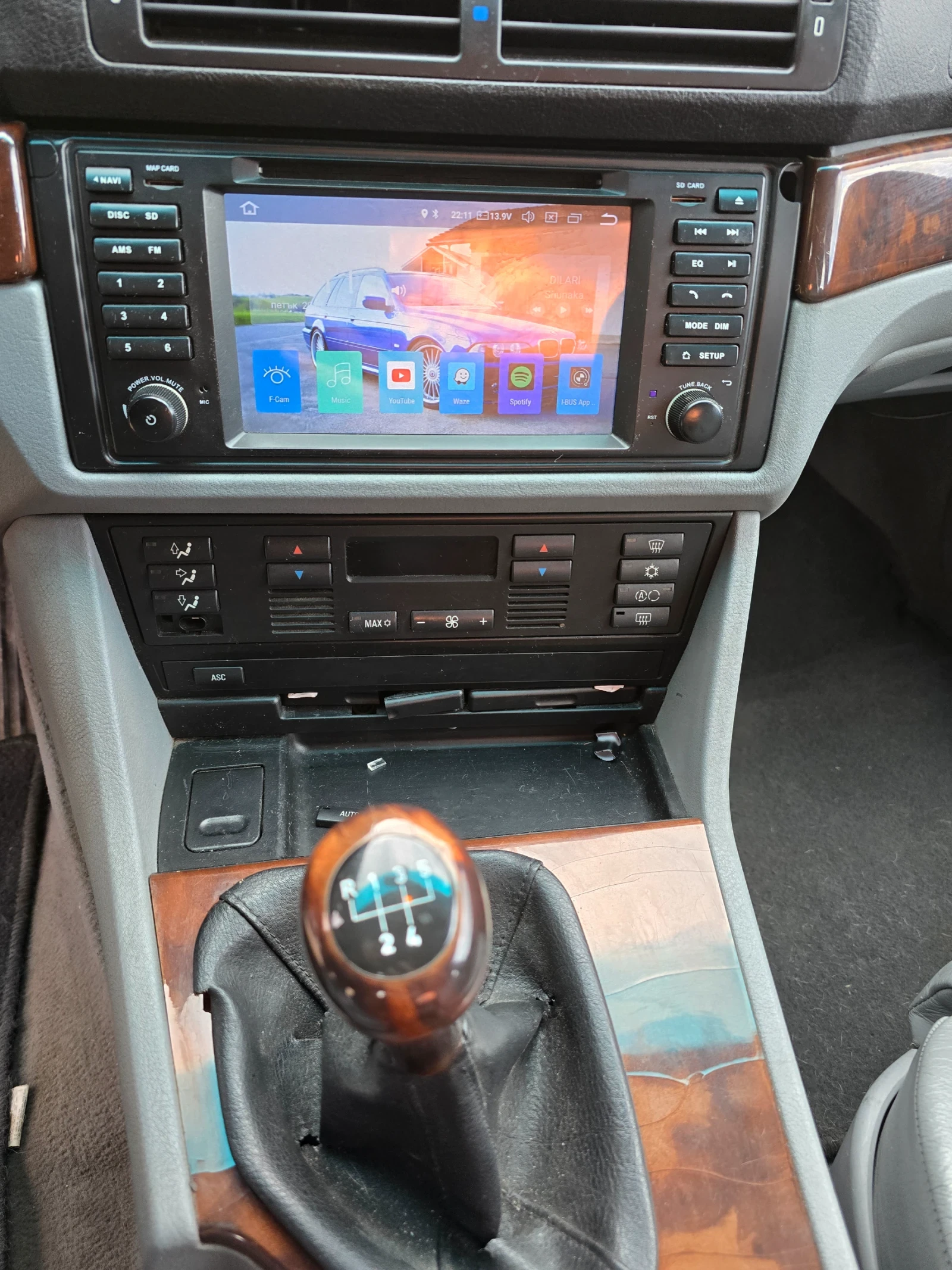 BMW 520, снимка 8 - Автомобили и джипове - 54649269