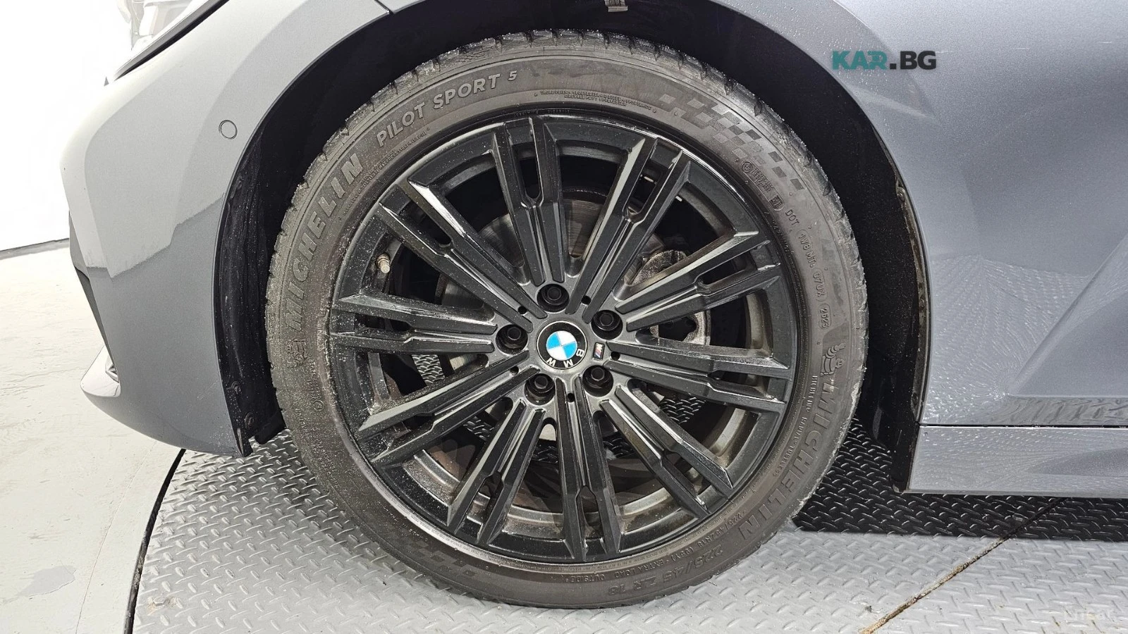 BMW 320 MSPORT* ПОДГРЕВ* HEADUP* SUNROOF* , снимка 16 - Автомобили и джипове - 55139289