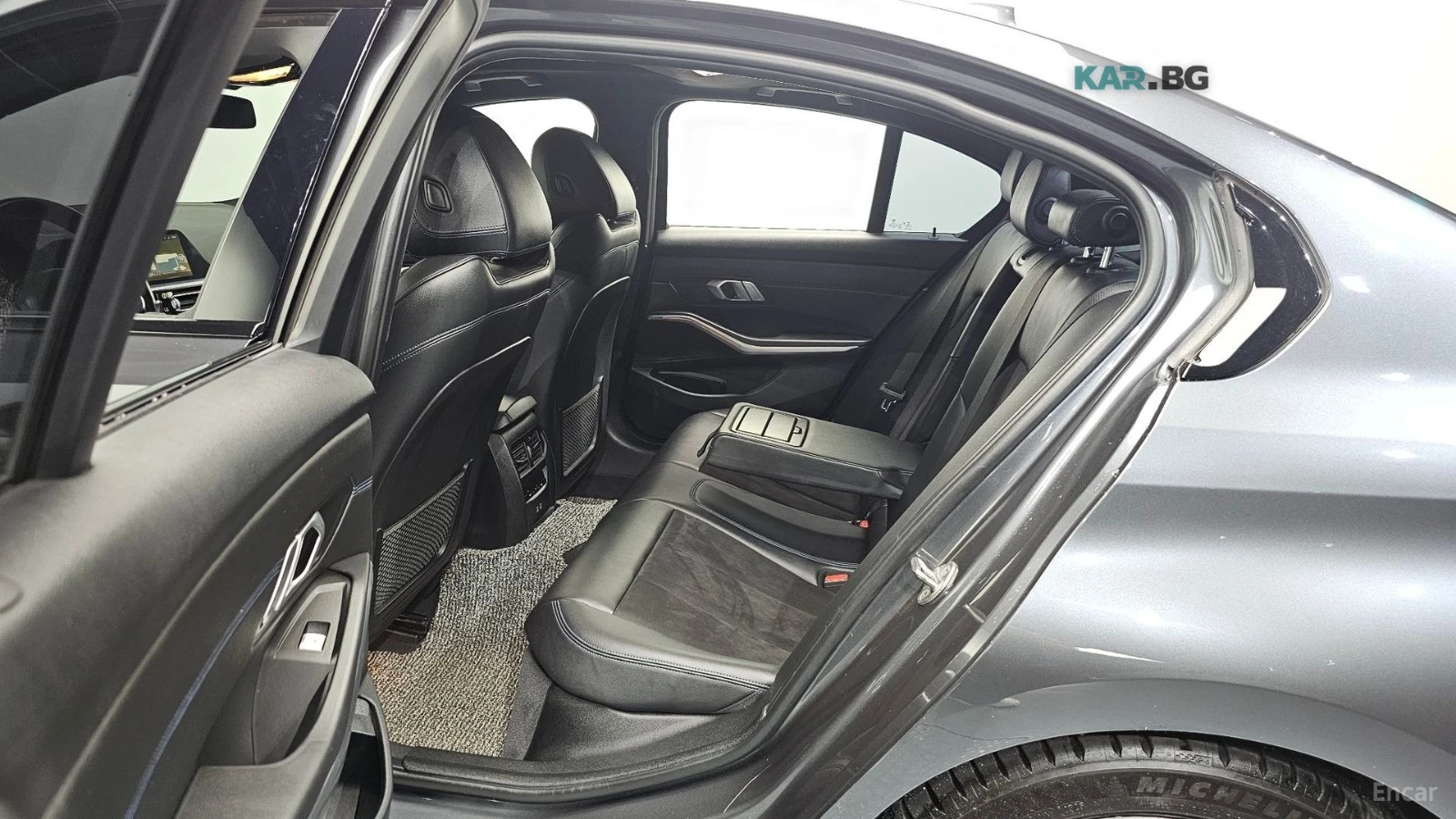 BMW 320 MSPORT* ПОДГРЕВ* HEADUP* SUNROOF* , снимка 10 - Автомобили и джипове - 55139289