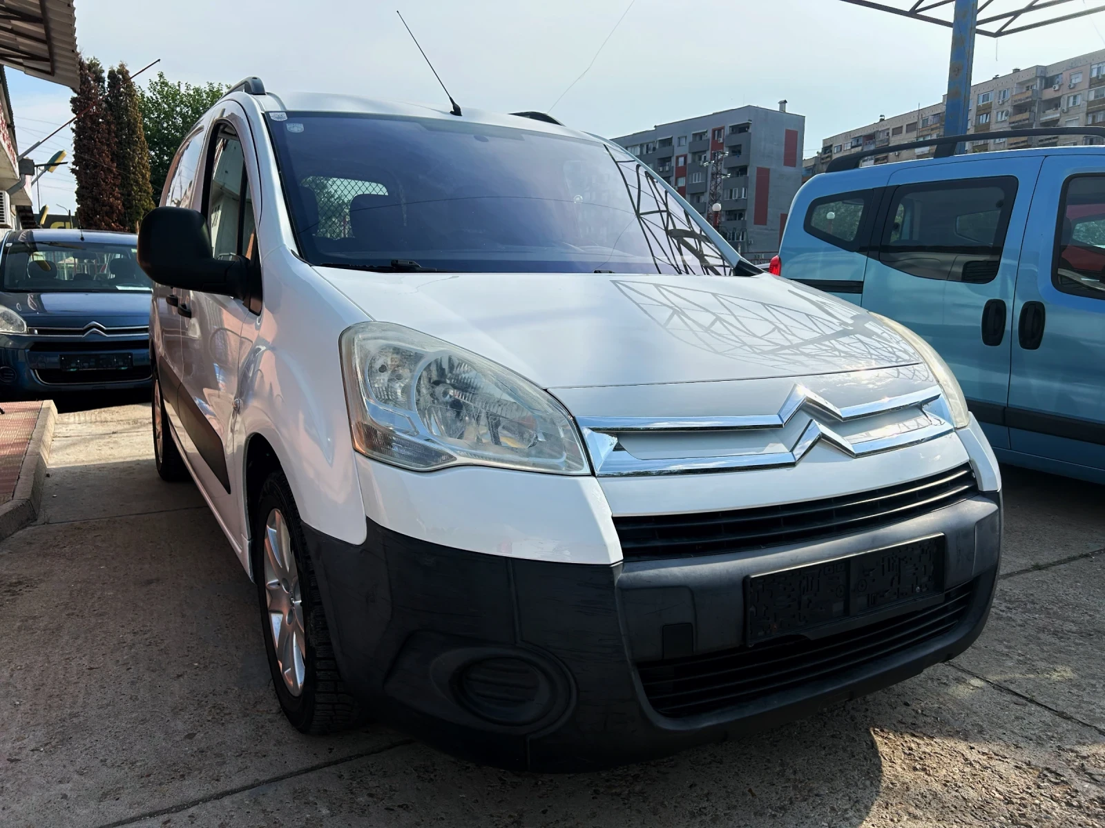 Citroen Berlingo 1.6HDI Klima, снимка 2 - Автомобили и джипове - 55146441