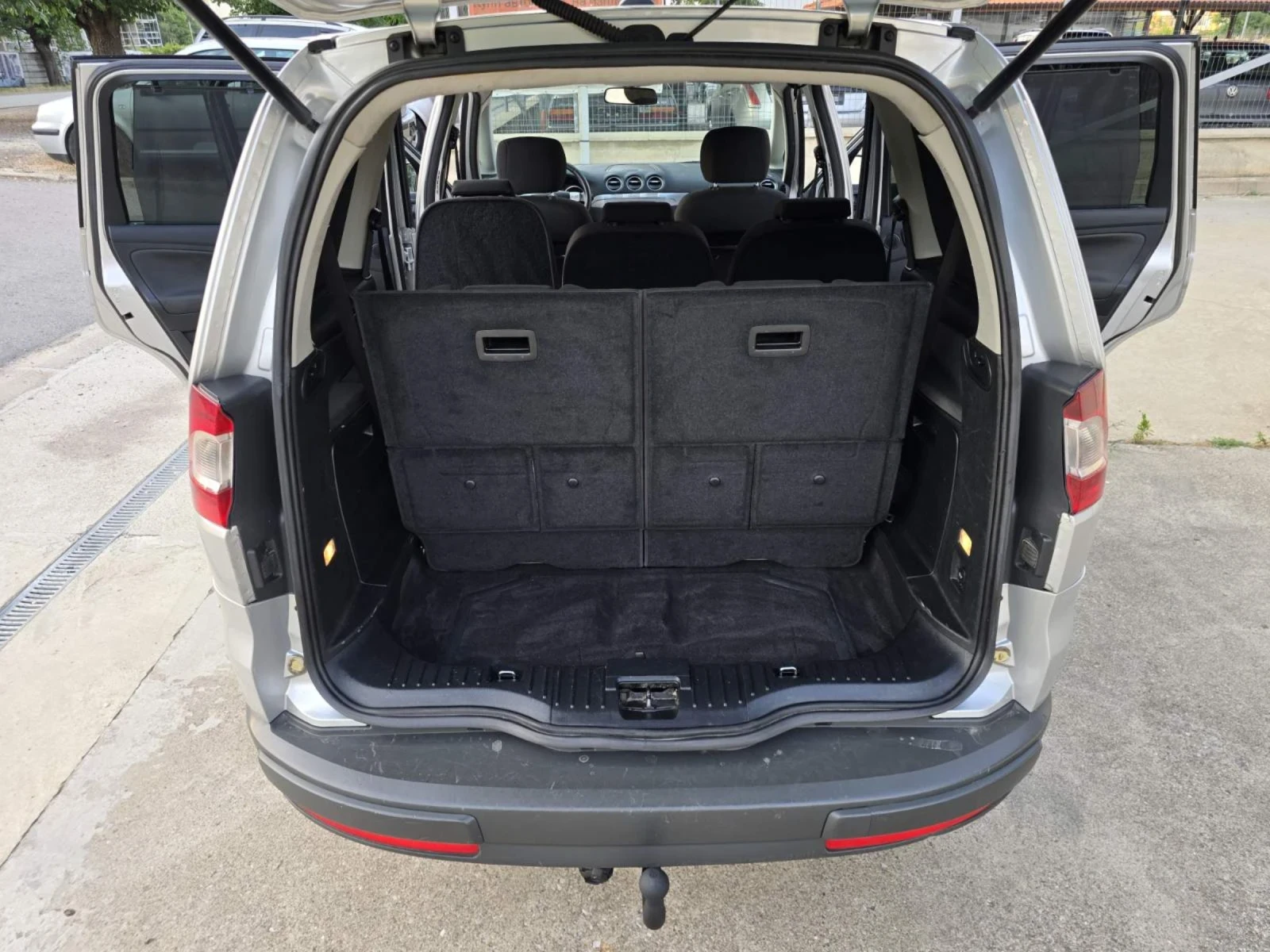 Ford Galaxy 2.0TDCI 140 7MECTA, снимка 9 - Автомобили и джипове - 55337837