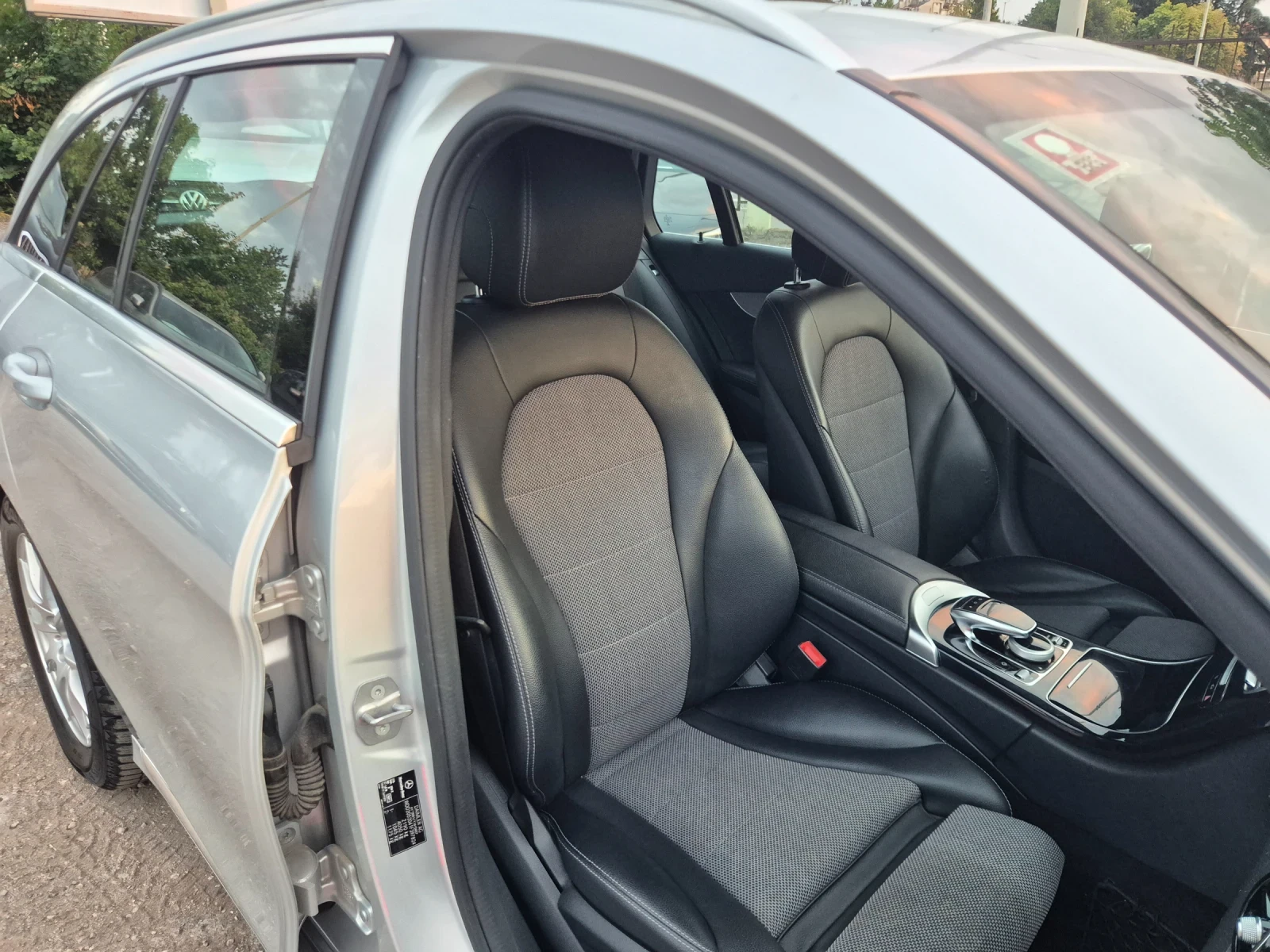 Mercedes-Benz C 220 CDI* 170KC* ПОДГРЕВ* КАМЕРА* LINE ASS* LED, снимка 13 - Автомобили и джипове - 55593469