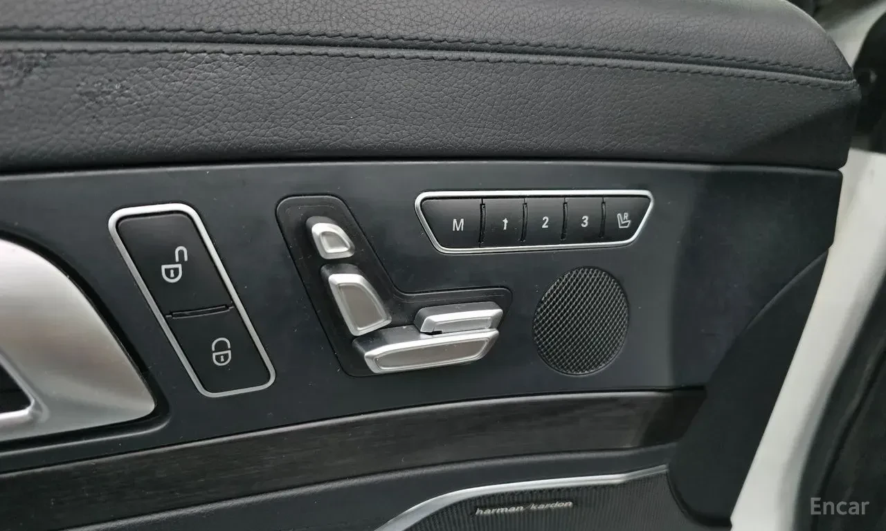 Mercedes-Benz SL 400 HARMON* KARDON* ОБДУХВАНЕ* ДИСТРОНИК* LANE* ASSIST, снимка 6 - Автомобили и джипове - 55930060