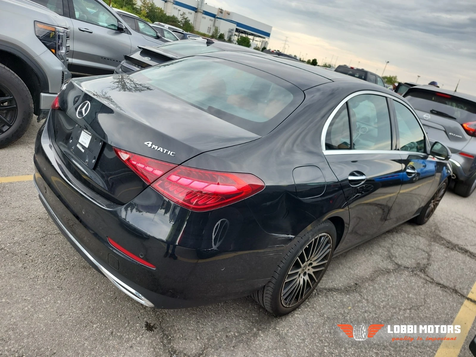 Mercedes-Benz C 300, снимка 3 - Автомобили и джипове - 56103686